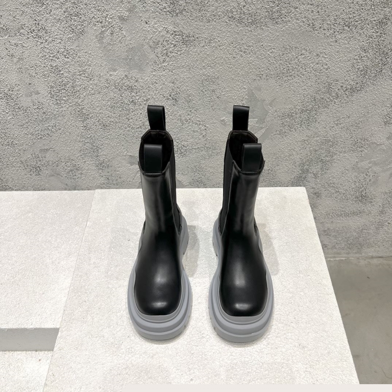 bo*te*ga Ve*ne*ta boots